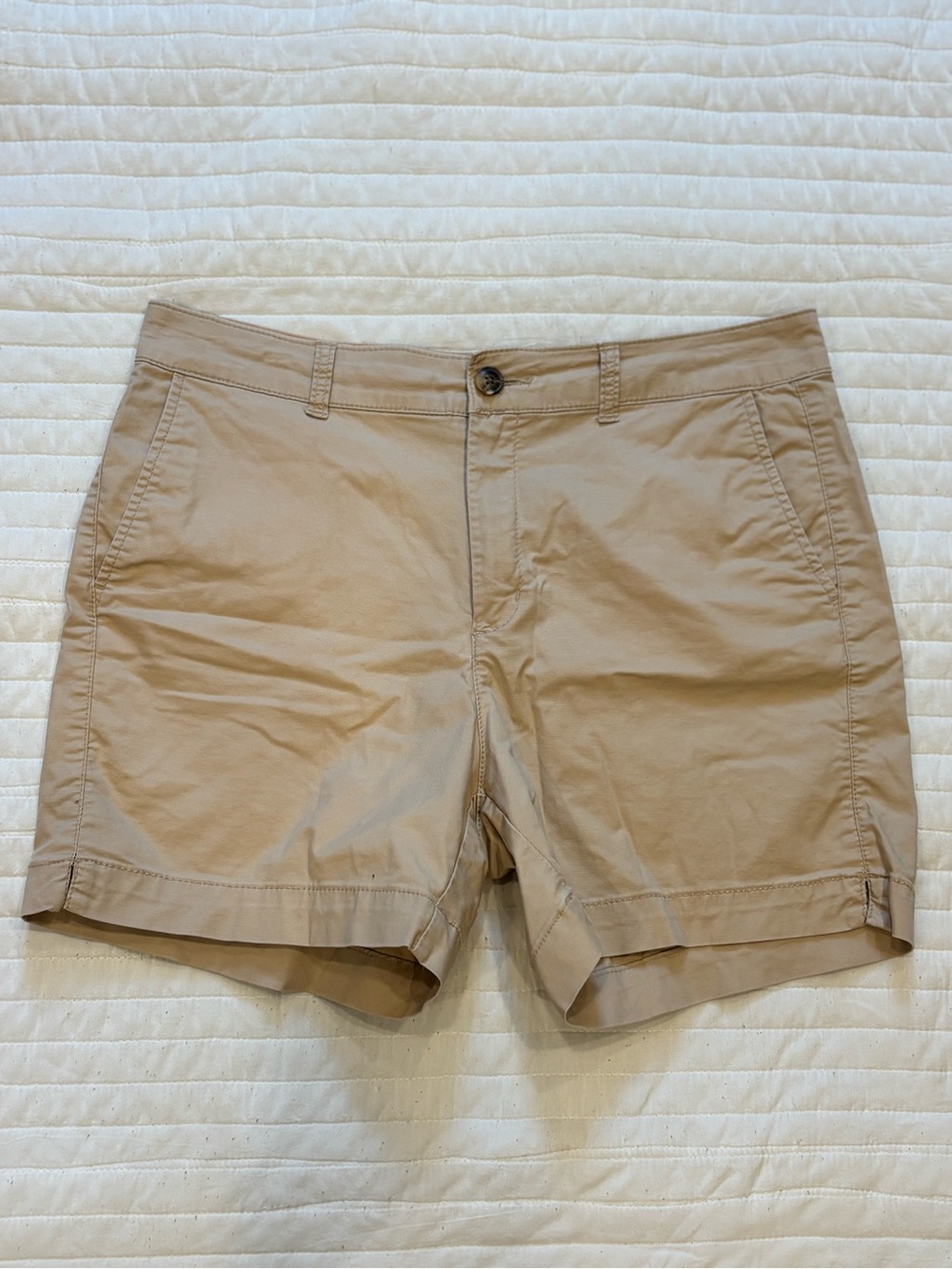 Old Navy Khaki Everyday Shorts High Rise Women's Size 10